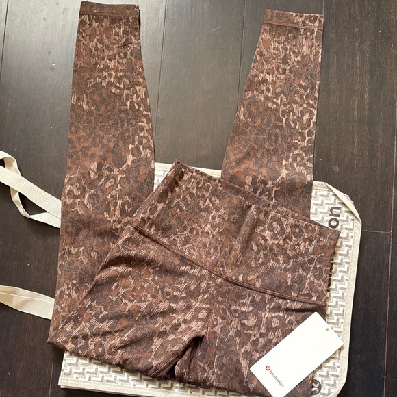 lululemon athletica Pants - LULULEMON ALIGN HR PANT 28” in TRUE LEOPARD MAX BROWN MULTI SZ 4,6,8 NWT
